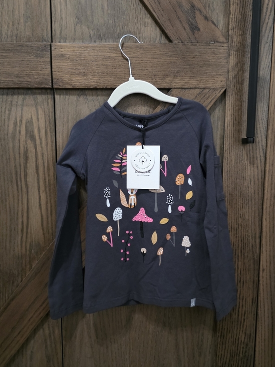 deux par deux Other - NWT deux par deux Dark Gray Long-Sleeve Tee with Colorful Forest Print